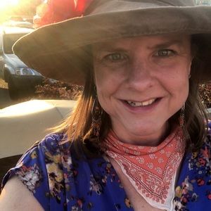 Meet your Posher, Alison